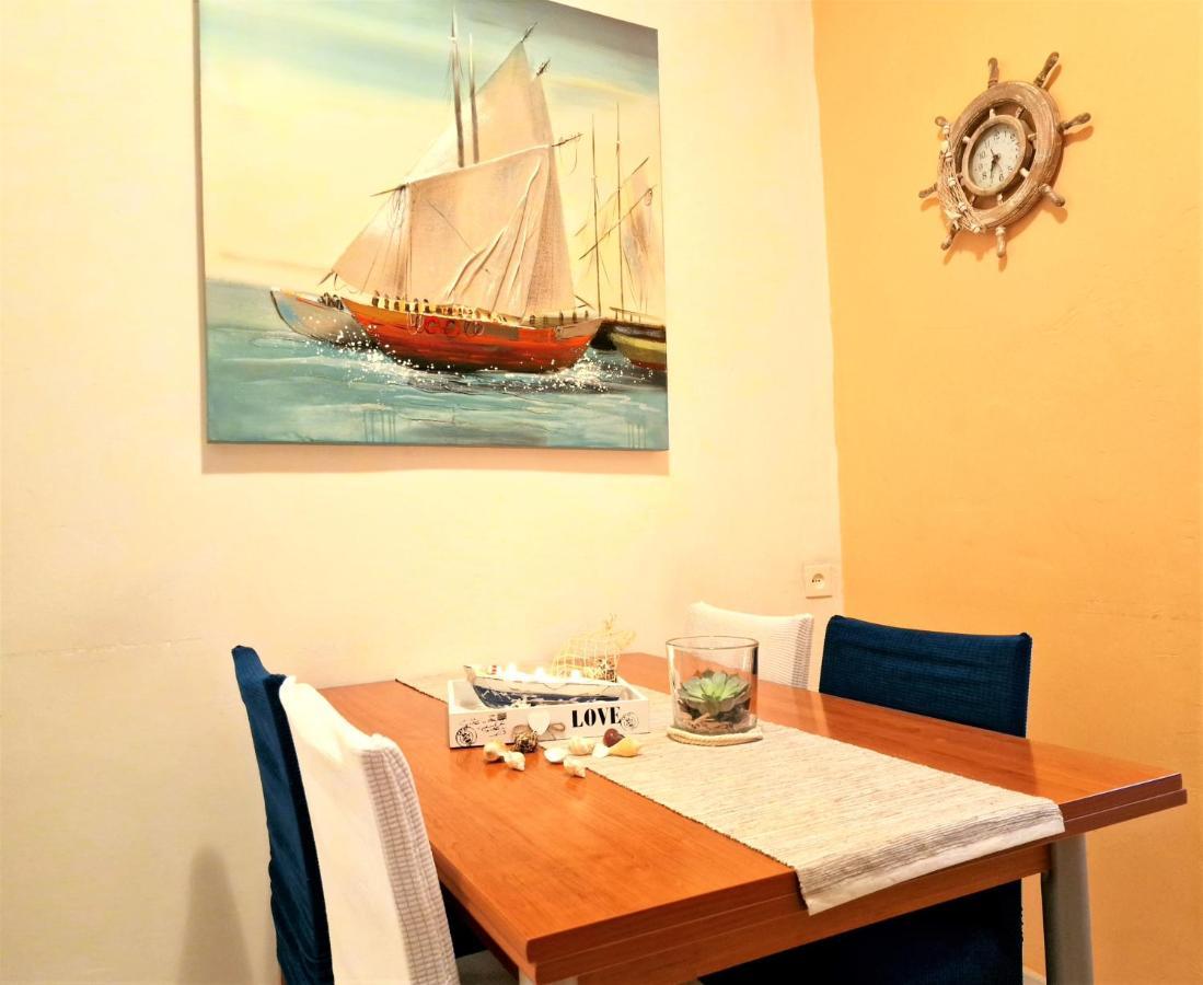 Pirates' Bay Apartment - Omiš Екстериор снимка