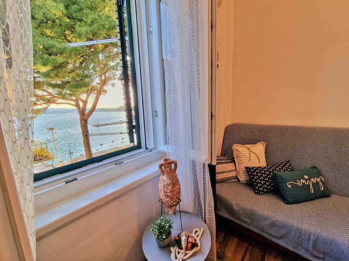 Pirates' Bay Apartment - Omiš Екстериор снимка
