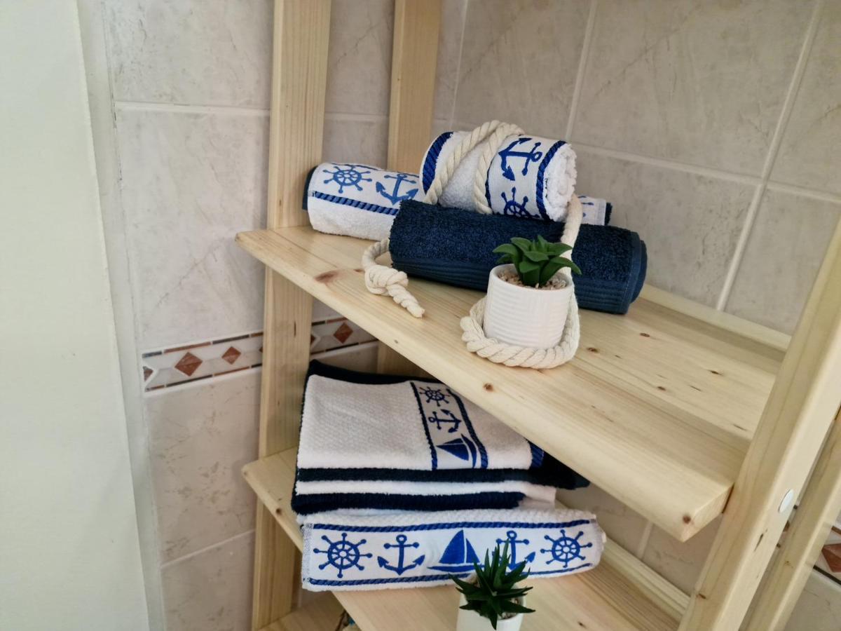 Pirates' Bay Apartment - Omiš Екстериор снимка