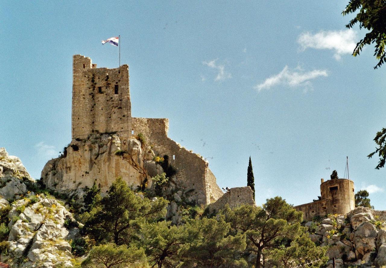 Pirates' Bay Apartment - Omiš Екстериор снимка